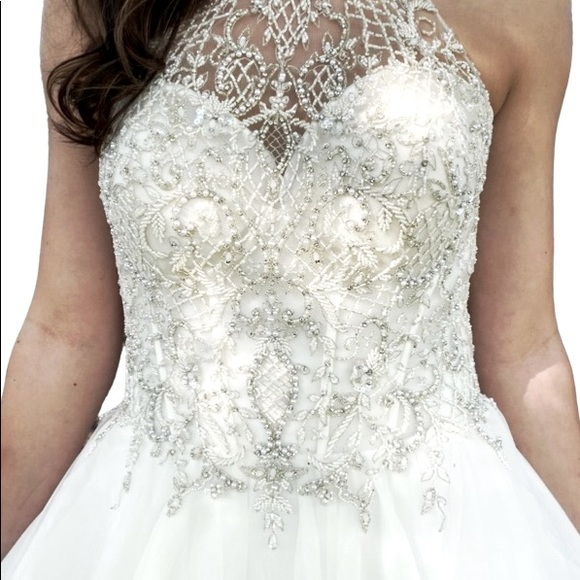 Wedding Dress size 10 unaltered in white - Picture 3 of 5